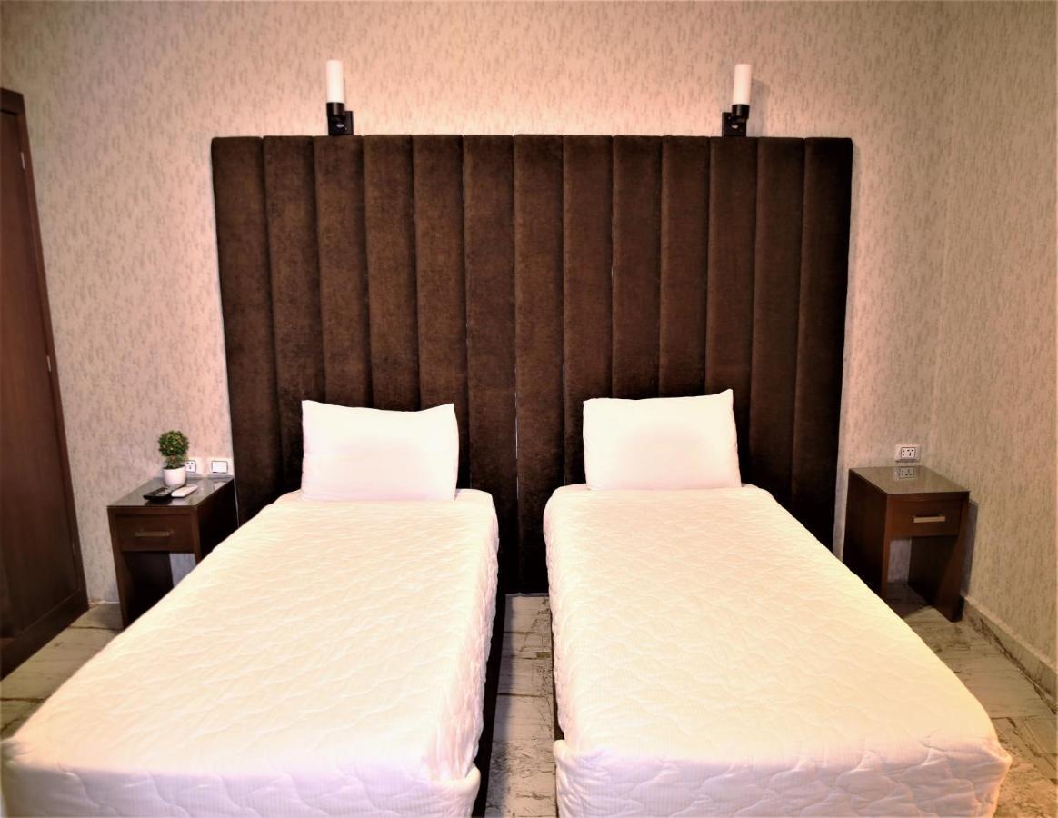 Valencia Hotel ไคโร ภายนอก รูปภาพ