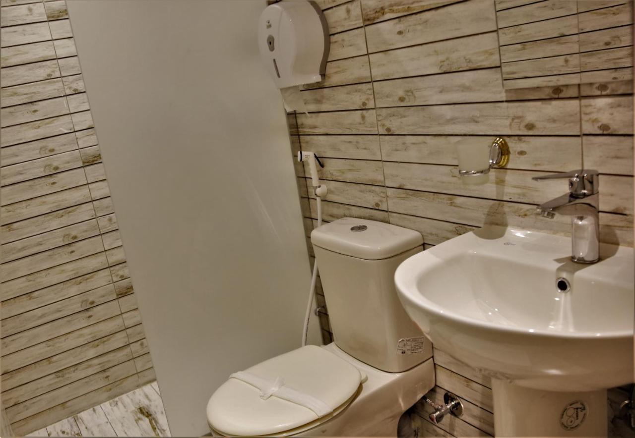 Valencia Hotel ไคโร ภายนอก รูปภาพ